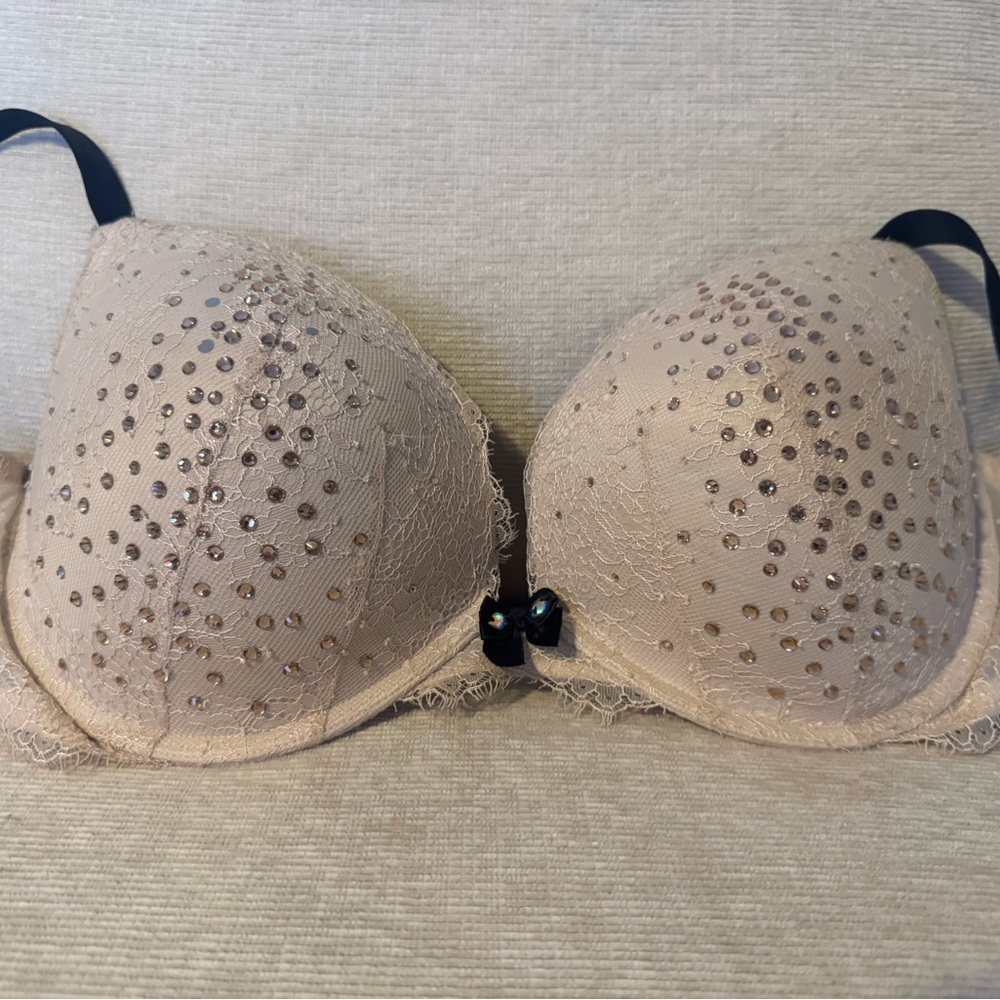 Victoria's Secret Nude Lace Rhinestone Push-Up Bra